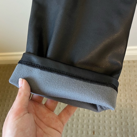 NWT FAUX LEATHER PANTS - Picture 5 of 6